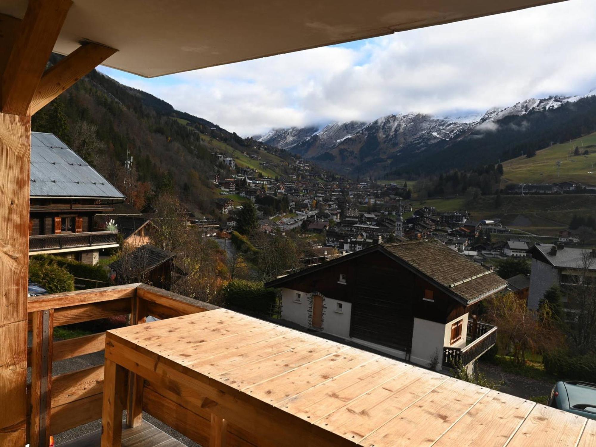 Appartement 2 Chambres Proche Pistes Avec Balcon Et Parking - Fr-1-459-181 La Clusaz Exterior foto